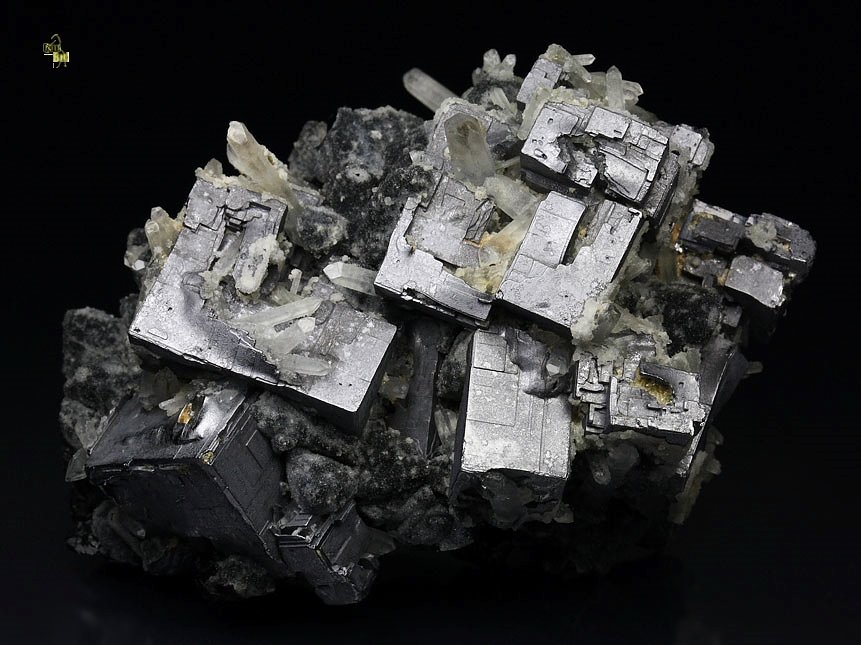 bended GALENA, QUARTZ, SPHALERITE