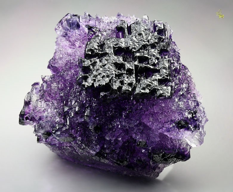 FLUORITE with PHANTOMS