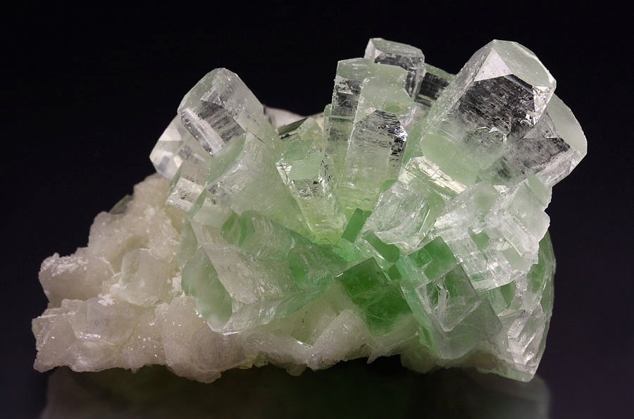 FLUORAPOPHYLLITE-(K) disco ball, STILBITE