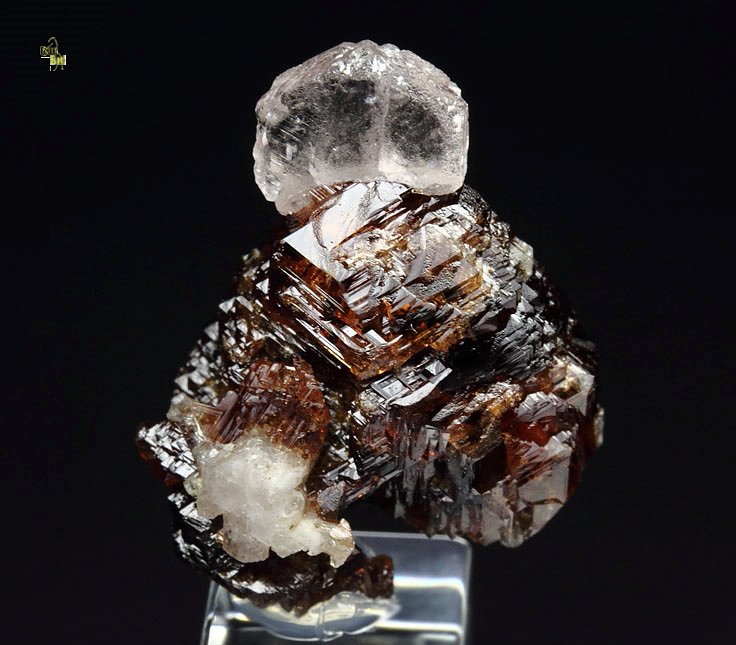 new find - gem FLUORAPATITE, GARNET var. SPESSARTINE