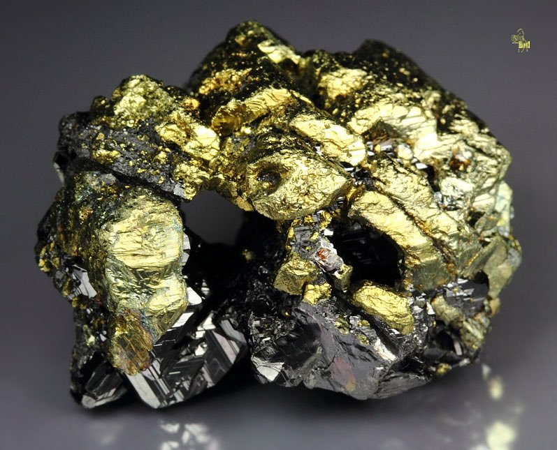 CHALCOPYRITE, skeletal SPHALERITE