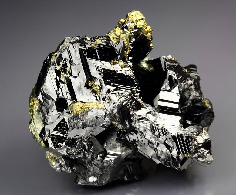 CHALCOPYRITE, skeletal SPHALERITE