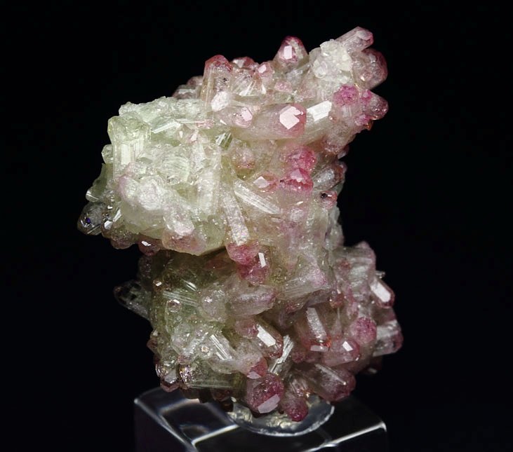 gemmy VESUVIANITE with RASPBERRY CAPS