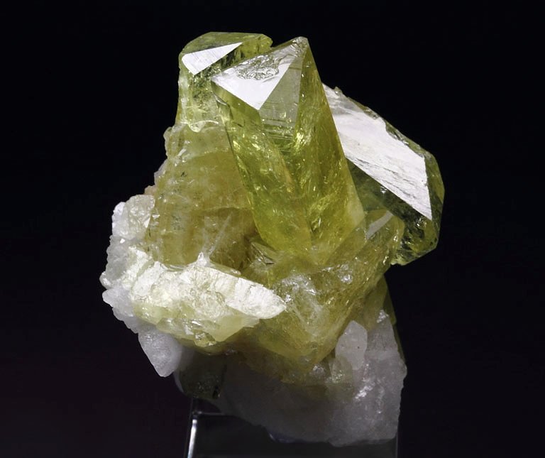 gem BRAZILIANITE, ALBITE