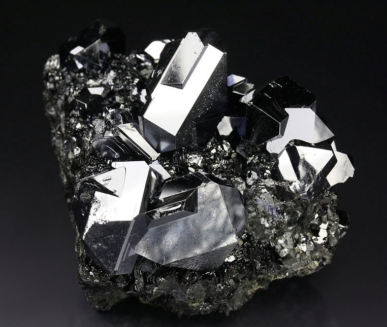 mirror lustrous GALENA - SPINEL LAW TWIN, SPHALERITE