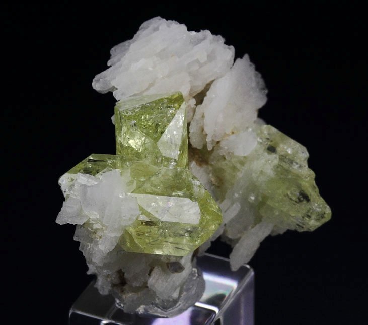 gem BRAZILIANITE, ALBITE