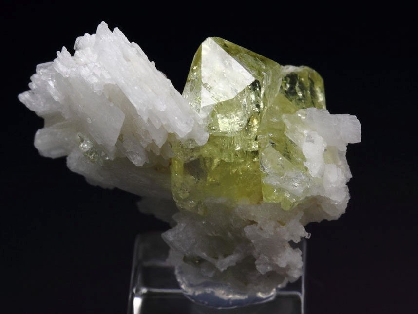 gem BRAZILIANITE, ALBITE