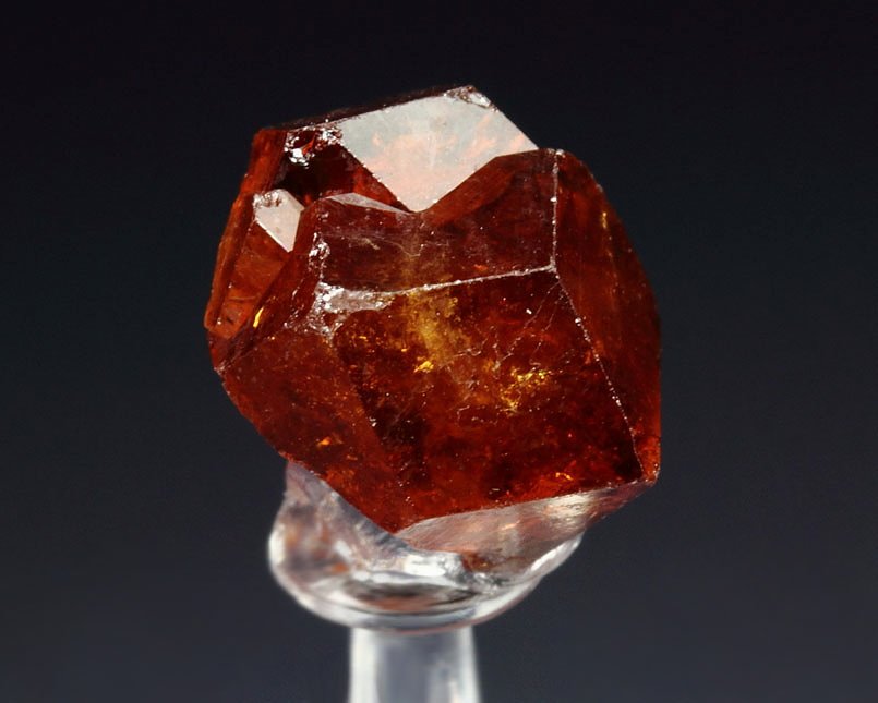 gem GARNET var. GROSSULAR