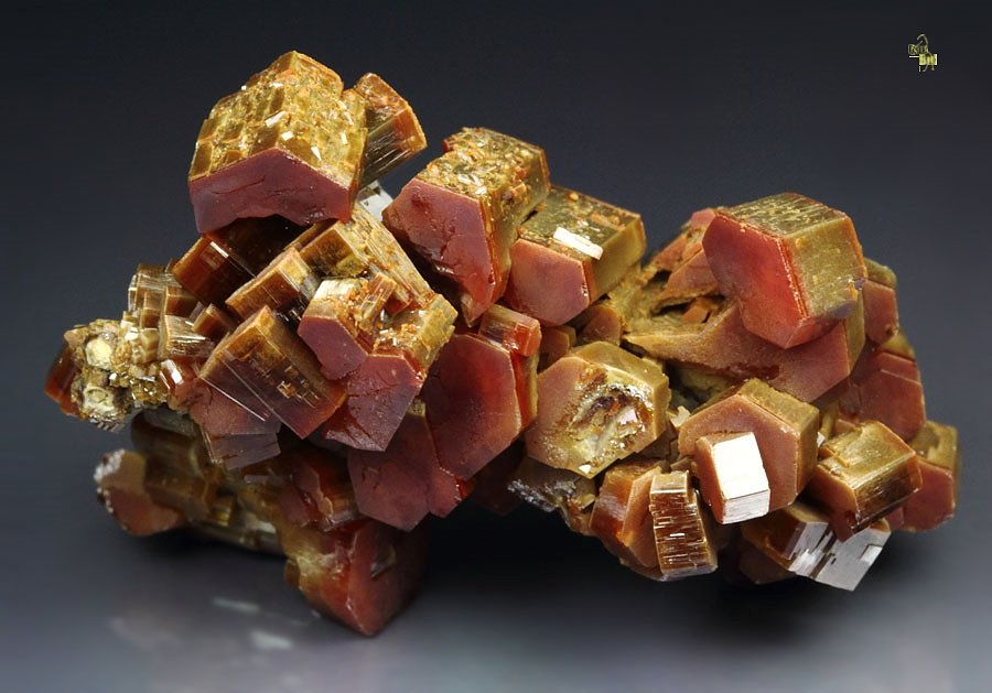 skeletal VANADINITE - floater