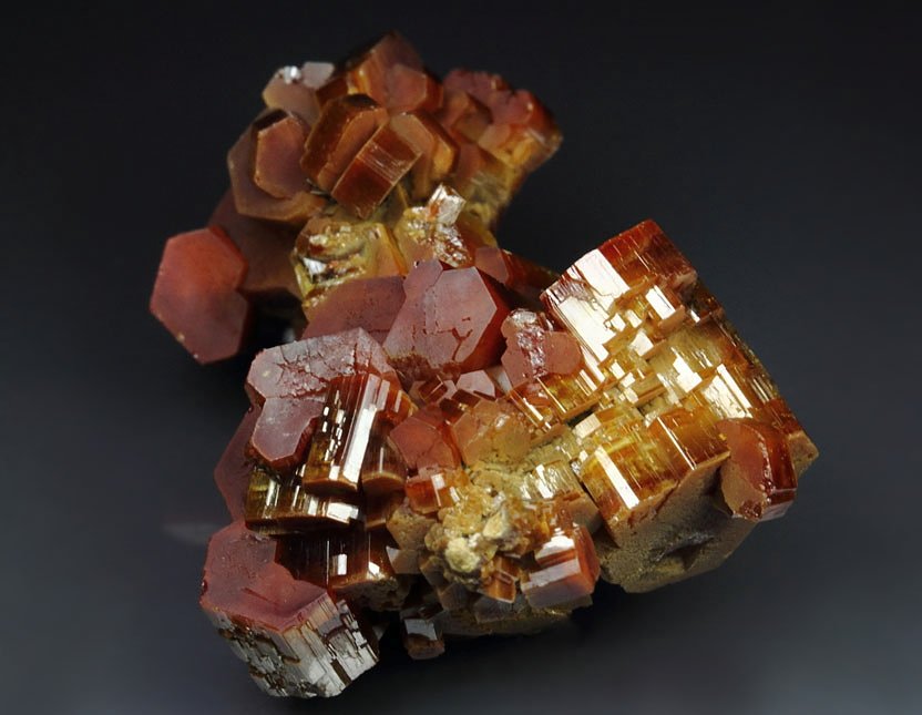 skeletal VANADINITE - floater