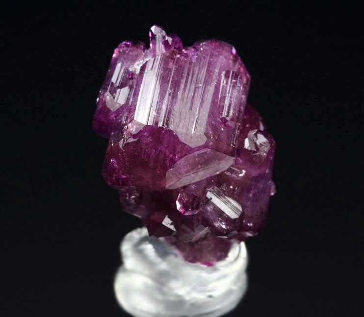 gem VESUVIANITE var. MANGANOAN