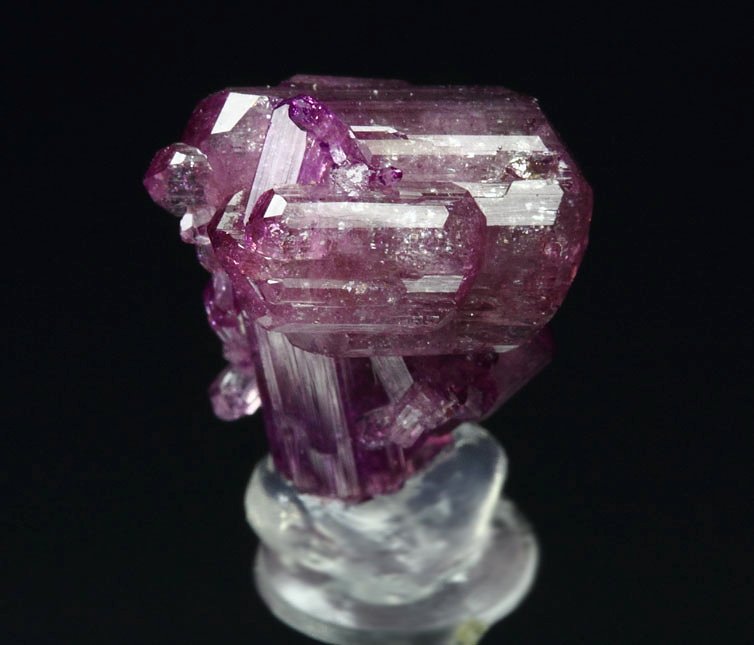 gem VESUVIANITE var. MANGANOAN