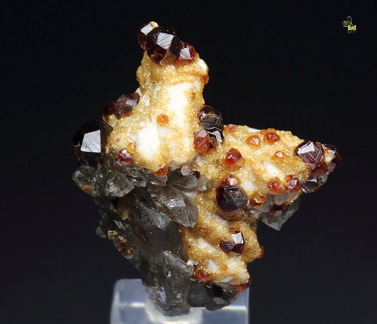 gem GARNET var. SPESSARTINE, QUARTZ var. SMOKY