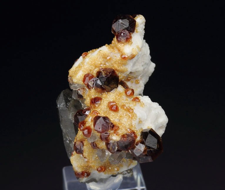 gem GARNET var. SPESSARTINE, QUARTZ var. SMOKY