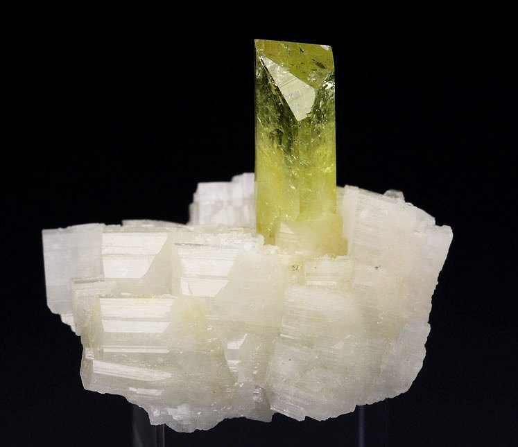 gem BRAZILIANITE, ALBITE