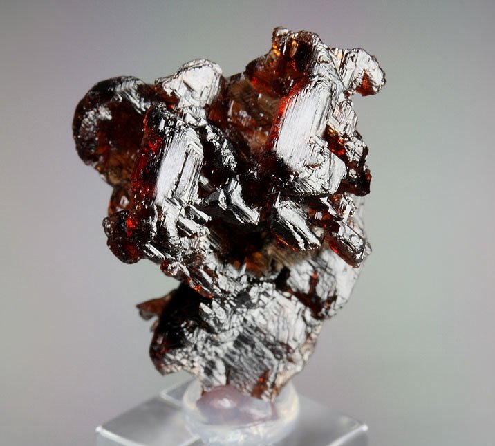 skeletal gem GARNET var. SPESSARTINE 