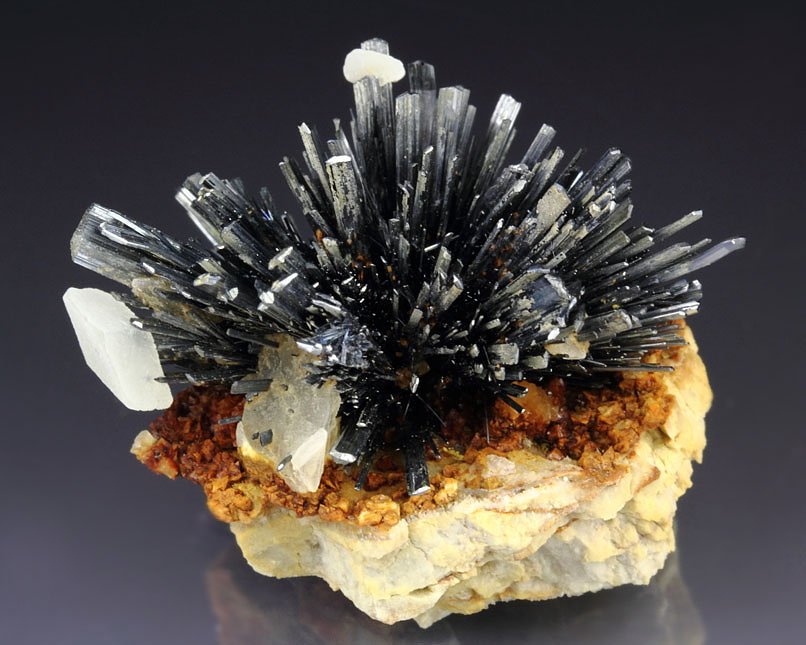 STIBNITE, CALCITE