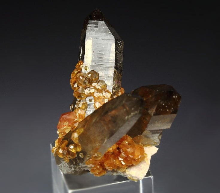 gem GARNET var. SPESSARTINE, QUARTZ var. SMOKY