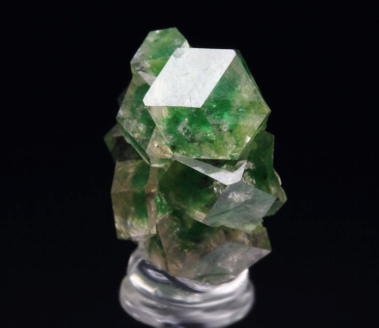 gem GARNET var. GROSSULAR with GREEN CHROMIAN PHANTOMS