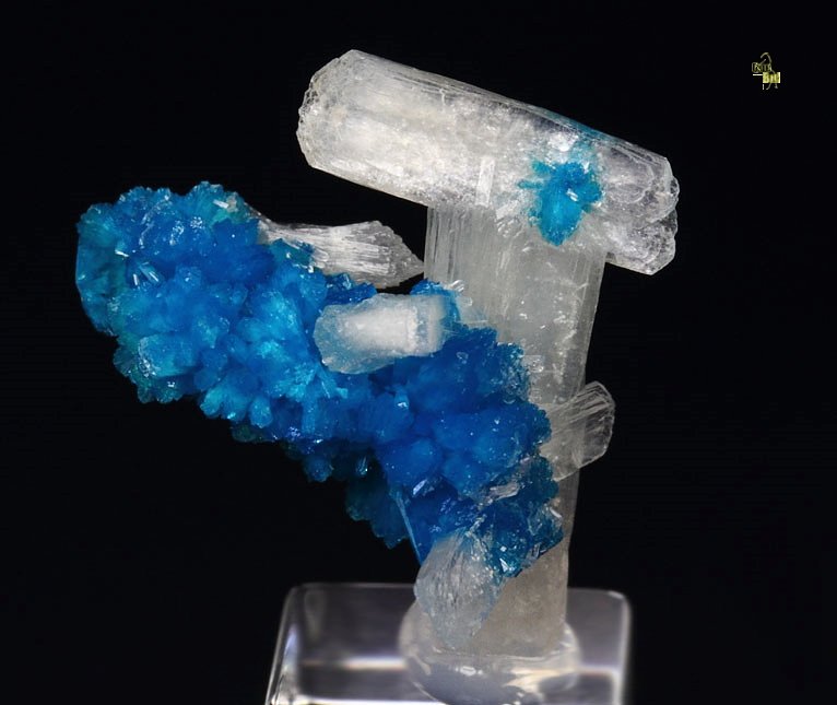 CAVANSITE, STILBITE