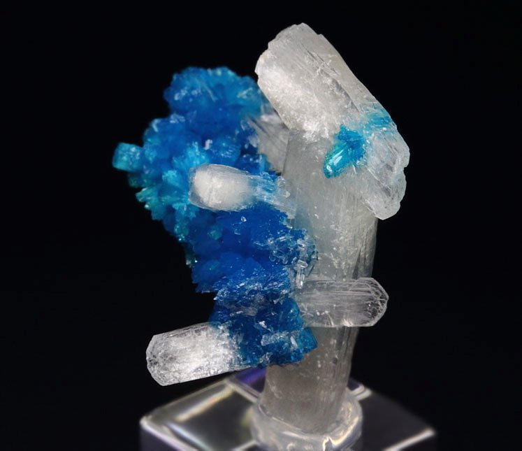 CAVANSITE, STILBITE