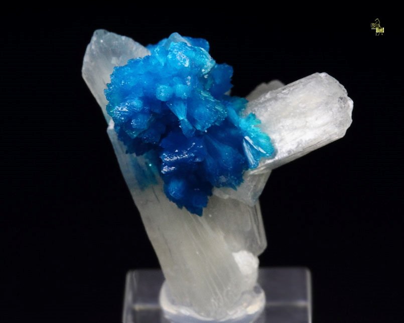 CAVANSITE, STILBITE