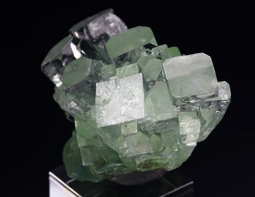 FLUORAPOPHYLLITE-(K) 