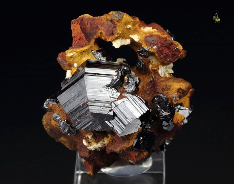 RUTILE 60 degree twinning, LIMONITE