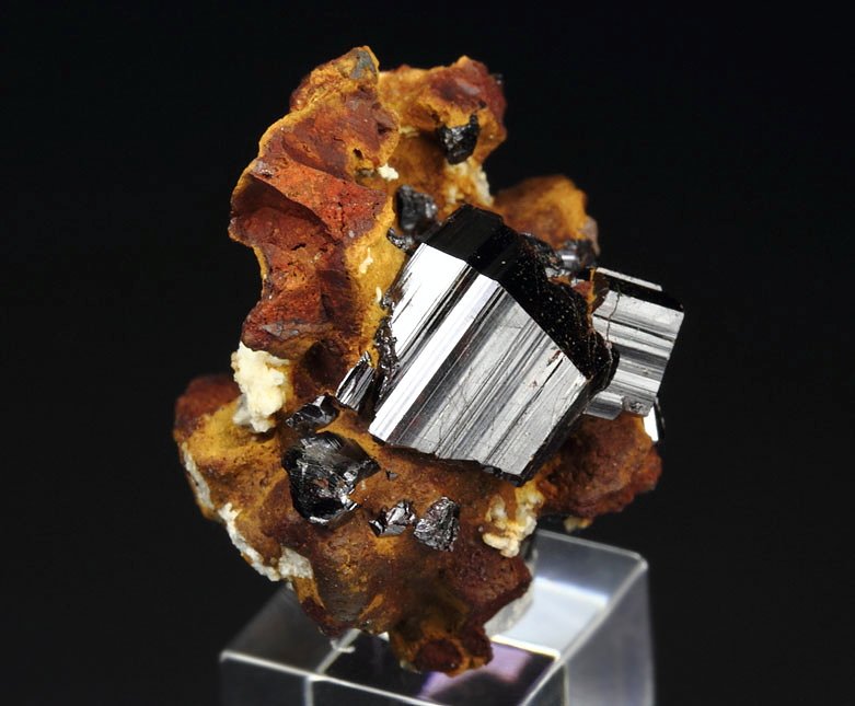 RUTILE 60 degree twinning, LIMONITE