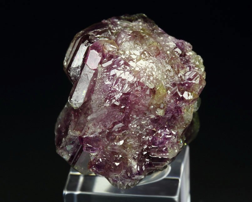 gem VESUVIANITE var. MANGANOAN