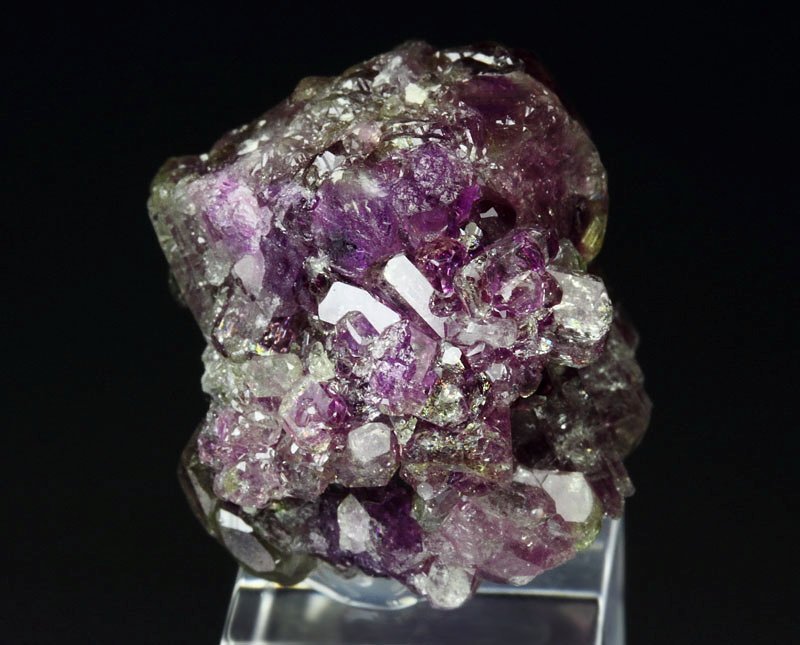 gem VESUVIANITE var. MANGANOAN