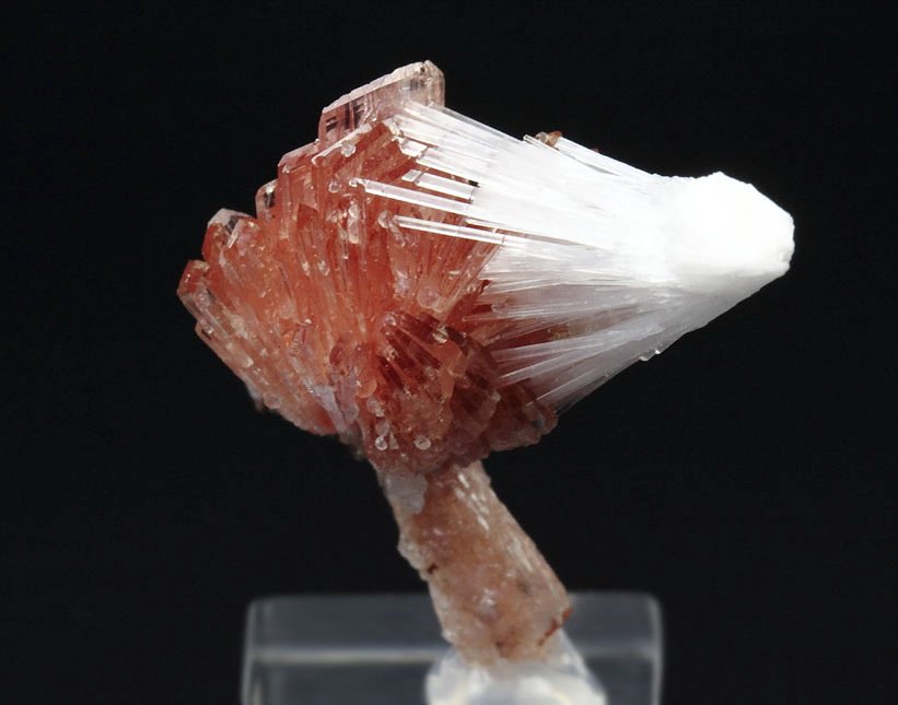 INESITE, NATROLITE