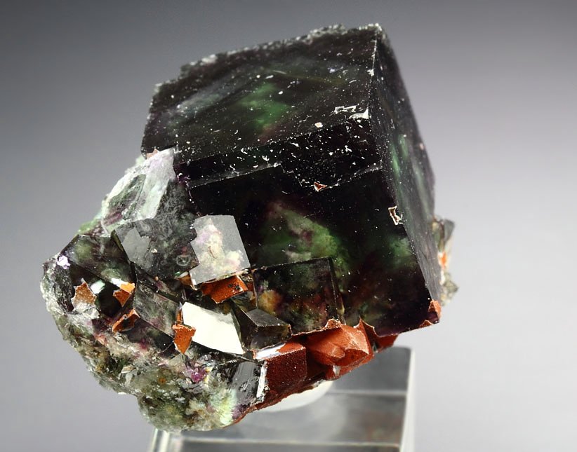 FLUORITE with PHANTOMS, QUARTZ with HEMATITE coating 