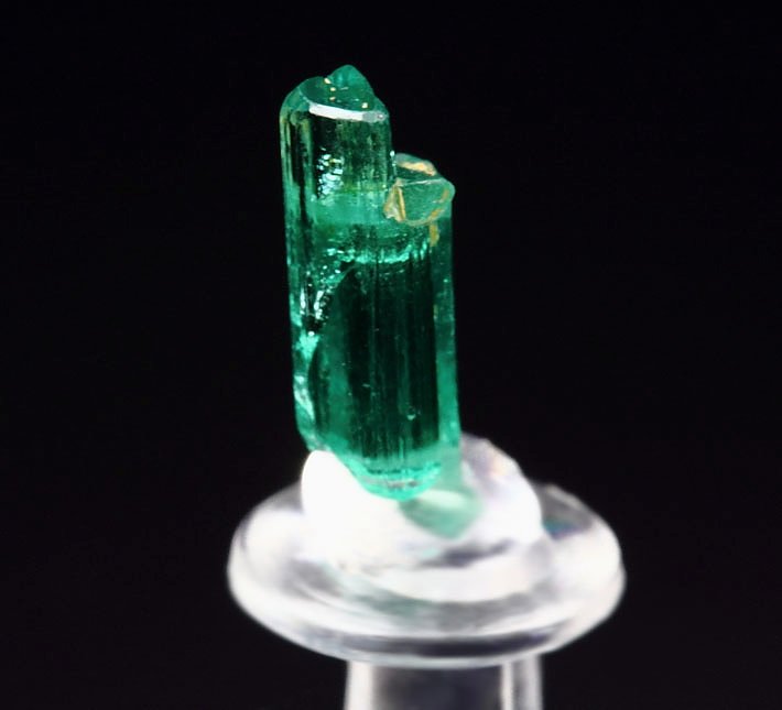 gem BERYL var. EMERALD