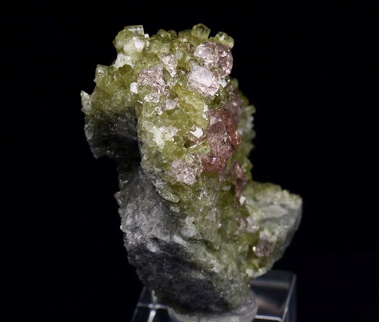 gem PINK GARNET var. GROSSULAR, DIOPSIDE