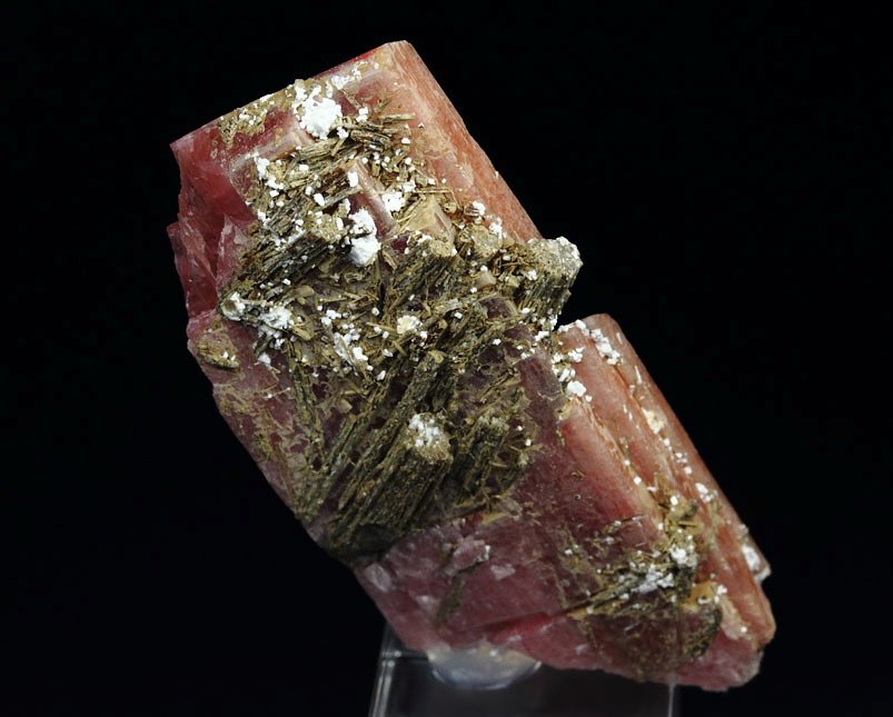 SERANDITE, RHABDOPHANE-(Ce)