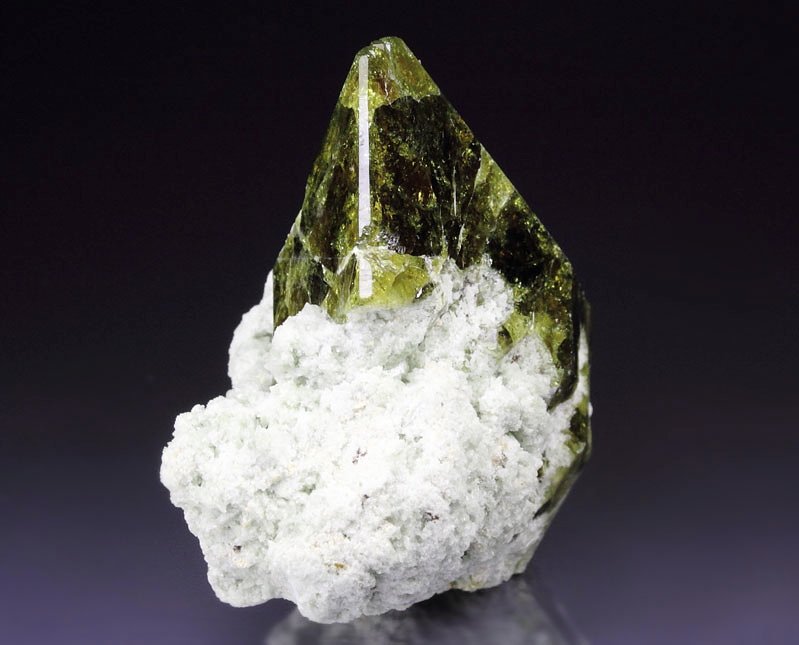 gemmy VESUVIANITE 