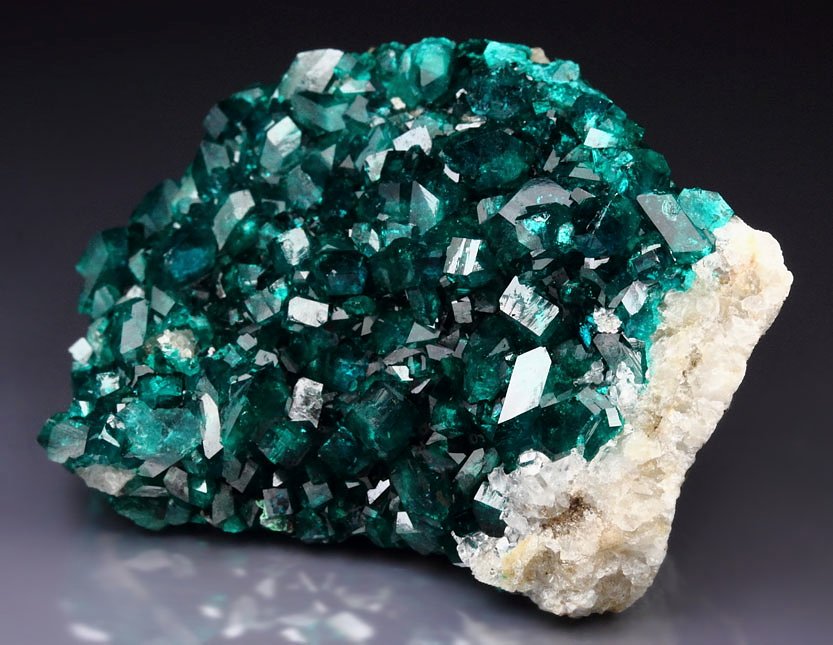 gem DIOPTASE