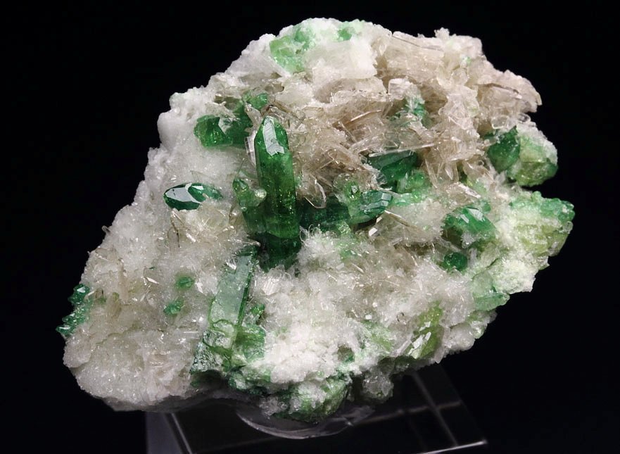 gem VESUVIANITE var. CHROMIAN, DIOPSIDE