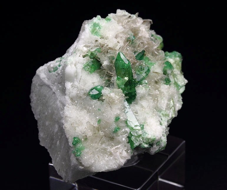 gem VESUVIANITE var. CHROMIAN, DIOPSIDE