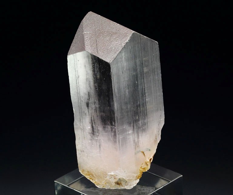 SPODUMENE var. KUNZITE