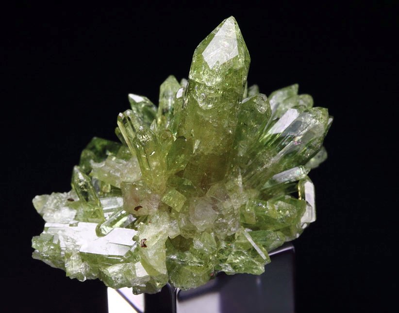 gem VESUVIANITE 