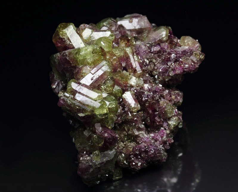 gem VESUVIANITE bi-color