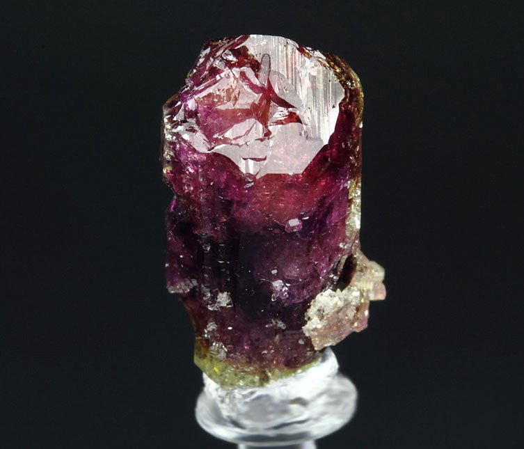 gemmy VESUVIANITE var. MANGANOAN