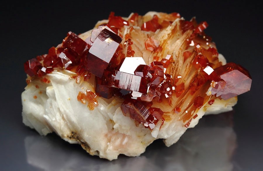 gemmy VANADINITE, BARYTE