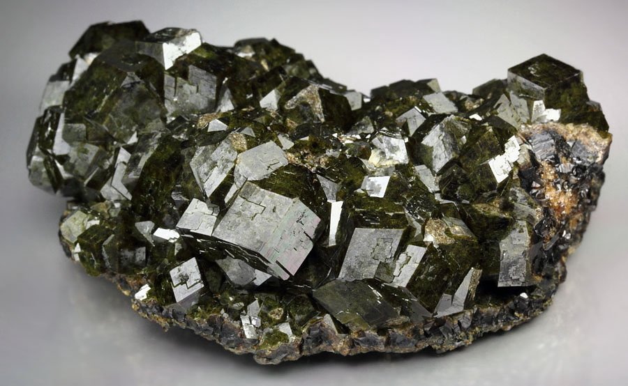 GARNET var. ANDRADITE