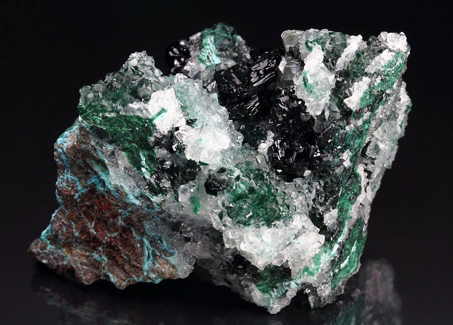 new find - ATACAMITE, MALACHITE, CHRYSOCOLLA, QUARTZ