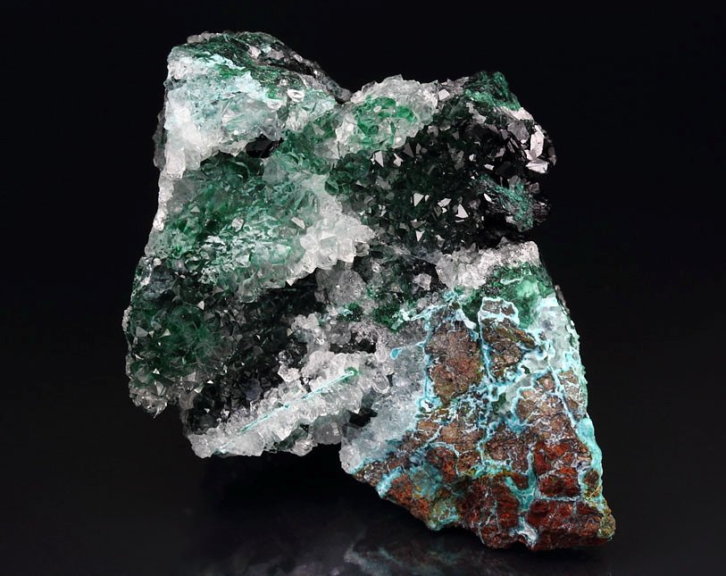 new find - ATACAMITE, MALACHITE, CHRYSOCOLLA, QUARTZ