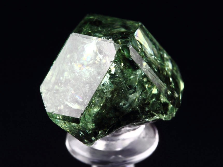 gem GARNET var. GROSSULAR var. TSAVORITE