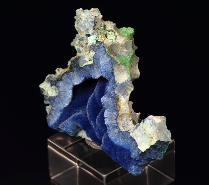 SHATTUCKITE